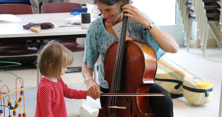 Playing Cello at the Itsy Bitsy Tots Playgroup!